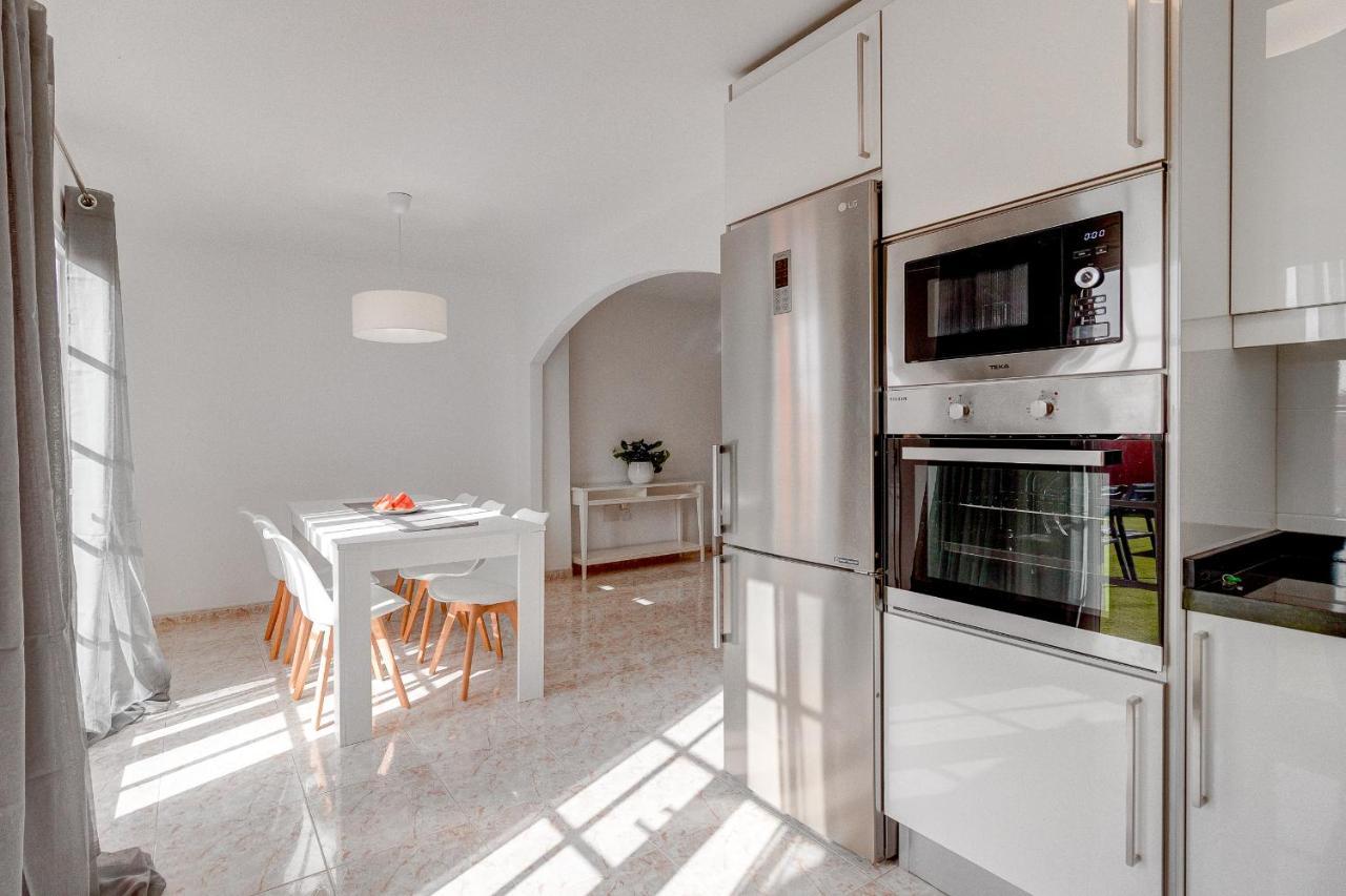 Bonita Casa Nina Con Jacuzzi By Paramount Holidays Playa de San Juan  Luaran gambar